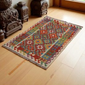 Tapis Kilim laine tissé main Chobi 148x100 tapis kilim multicolore