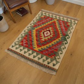 Tapis Kilim ethnique Chobi 62x89 Tapis Kilim Maimana
