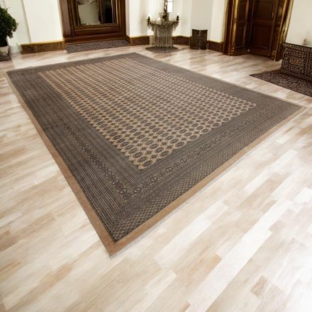 Tapis Boukhara 553x376 bordeaux pakistanais fait main