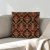 Coussin décoratif noir 45 x 45 cm – Jardin oriental noir d’encre