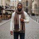 Élégant châle femme homme 215x105 marron à motif authentique
